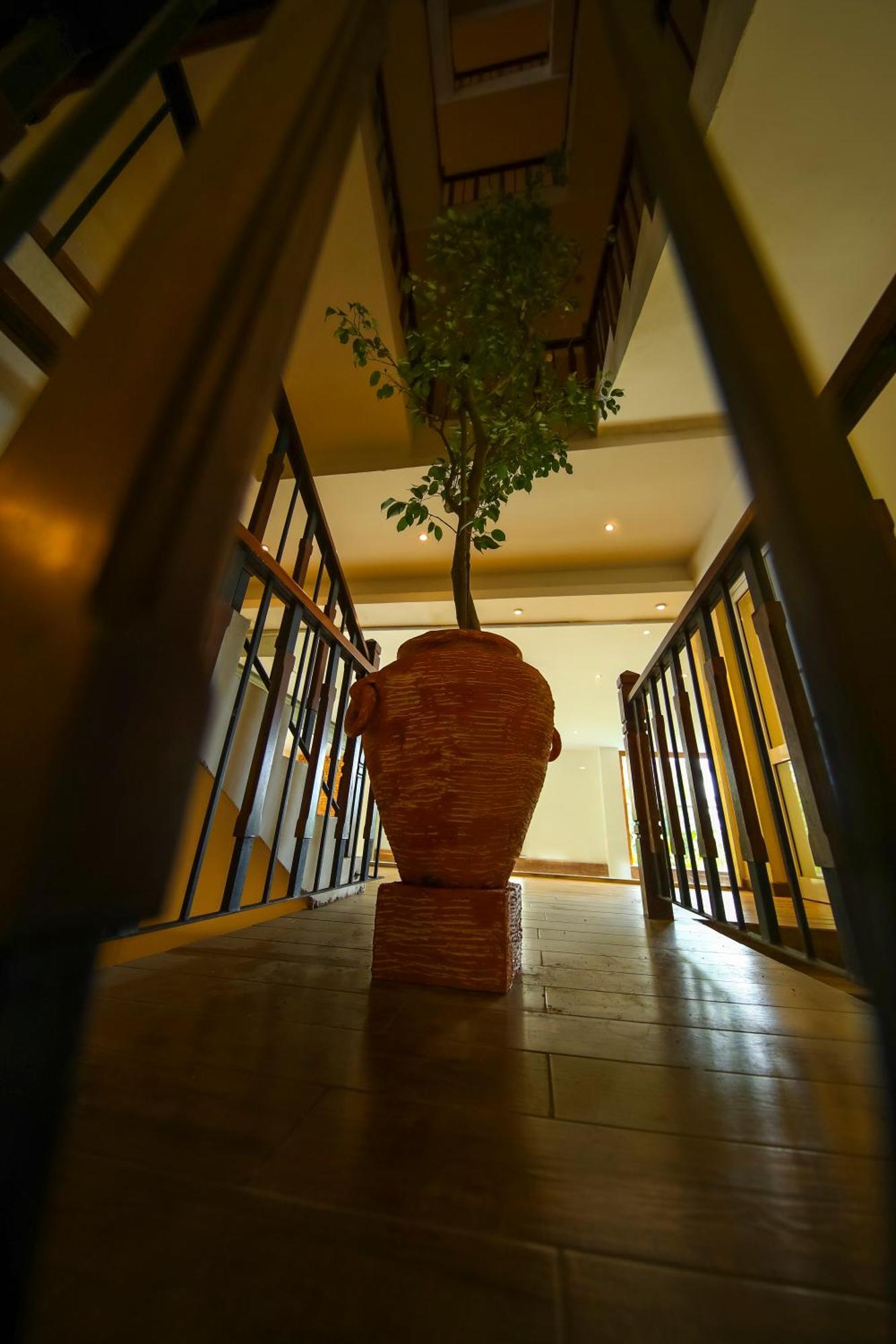 Serene 4* Kandy